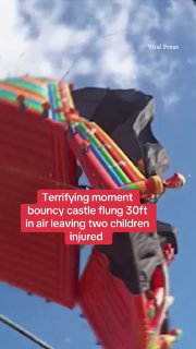 В Лаосе ветер унес надувной батут с детьми