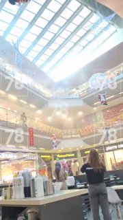 В Екатеринбурге горит ТЦ «Капитолий»