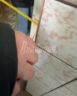 Семью с ребенком-инвалидом не могут переселить из аварийного дома в Ульяновске