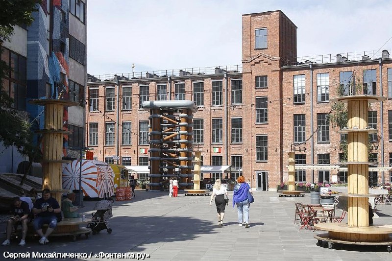 Общественные пространства в Петербурге: комфорт жителей и открытость для города