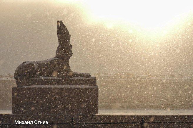 В Петербурге продлили предупреждение об опасных погодных условиях