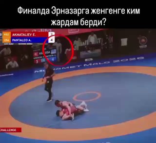 Российский тренер помог кыргызстанскому борцу победить в Албании