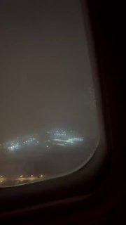 В московском аэропорту Внуково загорелся двигатель самолета при взлете