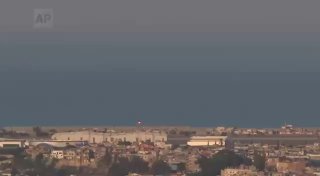 Вылет авиалайнера во время авиаударов в Бейруте