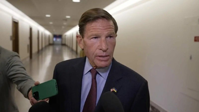 Сенатор Блументал опасается наземной операции против Ирана