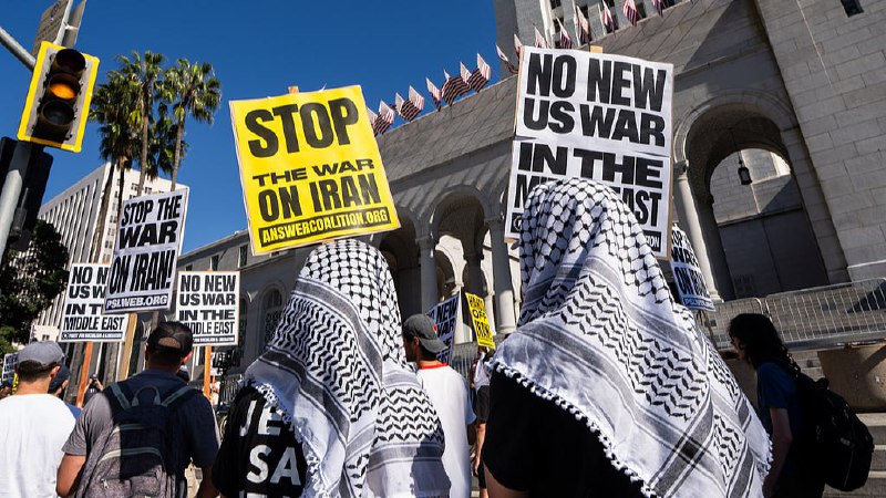 Последствия ударов США по Ирану и политический кризис Трампа