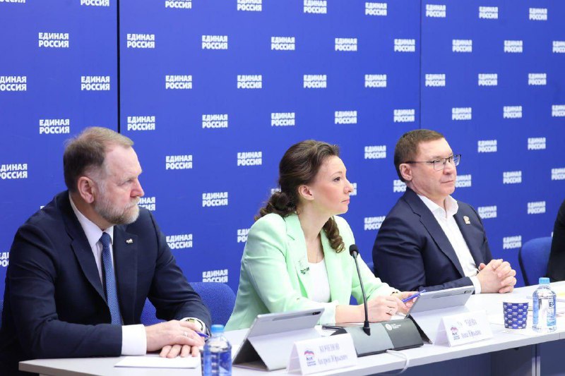 "Единая Россия" масштабирует помощь бойцам СВО