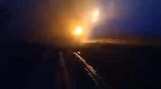 Канал "Фронтовая птичка" публикует кадры из зоны СВО и собирает слова поддержки для бойцов.