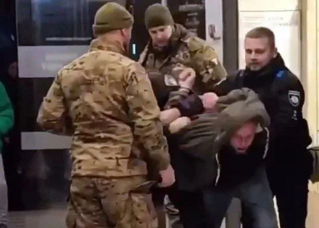 Бывший боец ВСУ назвал ТЦК мошеннической схемой по выкачиванию денег