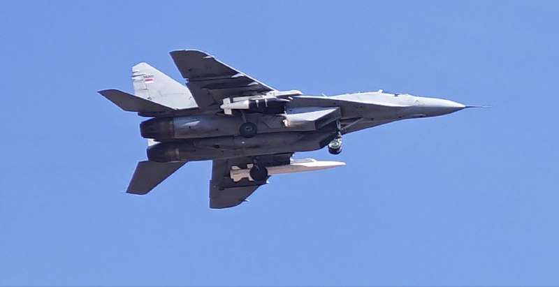 Сербия вооружила МиГ-29 китайскими бомбами и ракетами