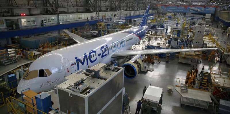 Семь человек пострадали при обрушении эстакады на авиазаводе в Иркутске