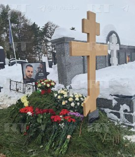 Похоронили инвалида-колясочника, погибшего в теракте в «Крокусе»