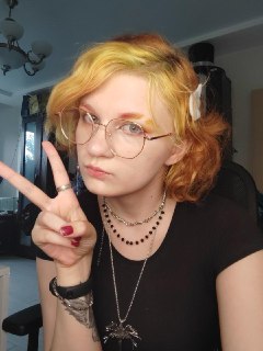 Активистку отстранили от работы за заявку на митинг в защиту Telegram