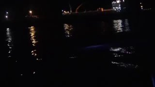 Иран применил катер-камикадзе против американского танкера: первые кадры