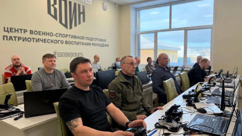 Учителей Мурманской области обучают пилотированию дронов