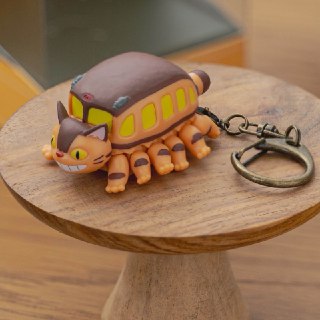 Студия Ghibli выпустила бегущую игрушку-брелок КОТОБУС