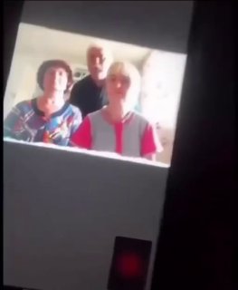 Украинские мошенники издеваются над жертвами: видео из call-центра