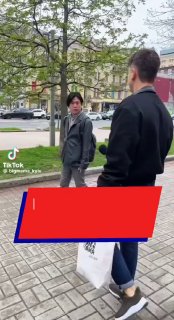 Ирония над приветствием блогера на Крещатике