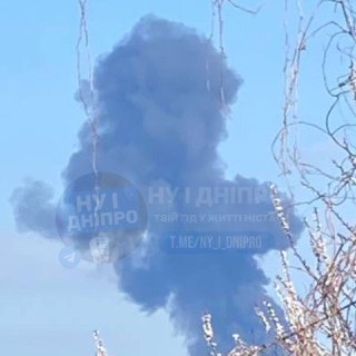 Повторный удар дронов по нефтебазе в Днепропетровске