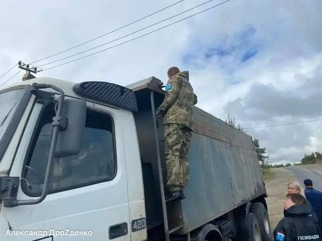 Дрозденко пообещал навести порядок с мусором вдоль дорог в Ленобласти