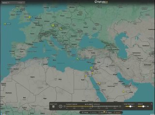 Трафик американских военных самолётов C-17A и KC-135 между Ближним Востоком и Европой