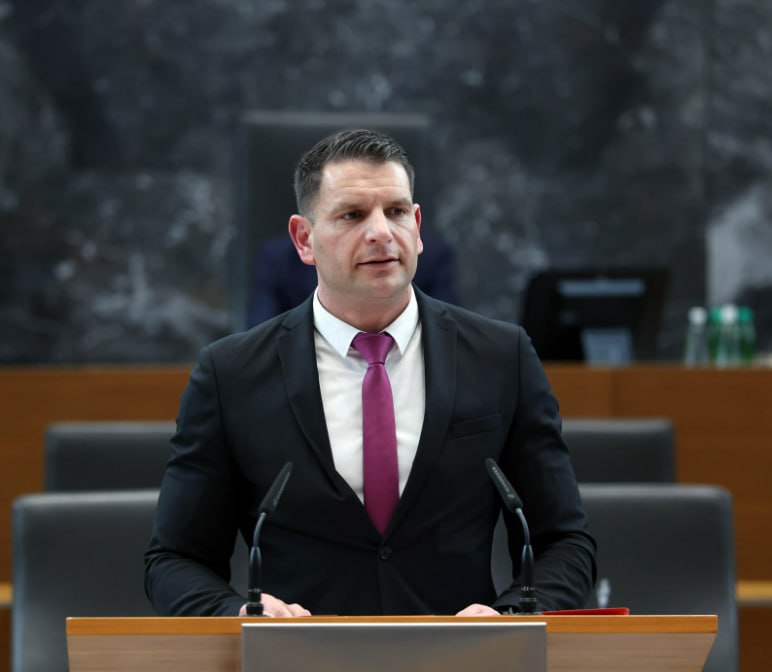 Словения планирует референдум о выходе из НАТО