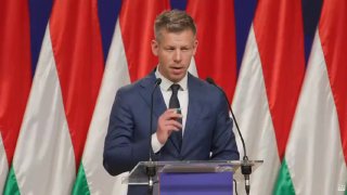 Лидер победившей партии Венгрии анонсировал кредит Украине и продолжение закупок российской нефти