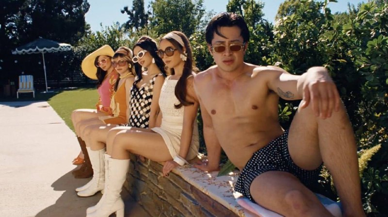 Хадсон Уильямс снялся в вирусном клипе Лэйвей