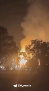 В Австралии горит стратегически важный нефтеперерабатывающий завод