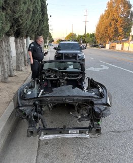 В Лос-Анджелесе украли Porsche и оставили его пираньям