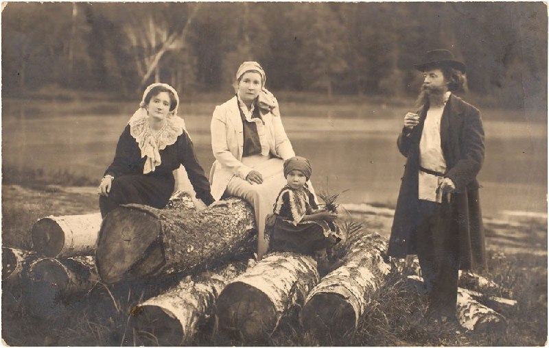 Жизненный путь поэта Аполлона Коринфского