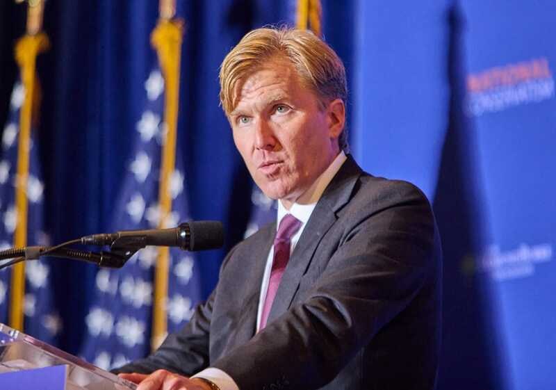 Замглавы Пентагона призвал союзников США взять на себя поддержку Украины