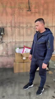 В Одессе на рынке «7 километр» женщина украла джинсы, надев их на себя