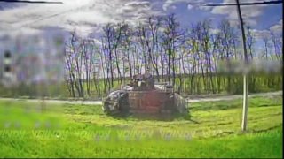 Группировка войск "Восток" уничтожила бронетехнику ВСУ в районе Ровного с помощью БпЛА