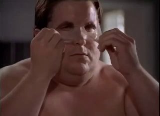 Нейросети создают новый виральный тренд с «толстыми» версиями героев кино