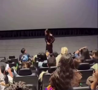 В кинотеатре Казахстана жена устроила скандал, застав мужа с любовницей