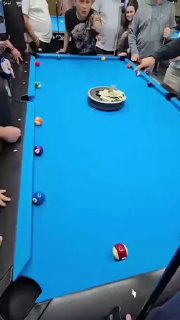 В США придумали бильярдную рулетку с роботом-пылесосом