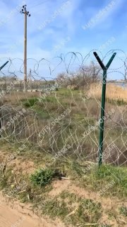 Возле Кучурганского лимана в Одесской области установили колючую проволоку