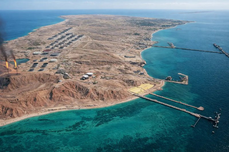 Иран отказался поставлять обогащённый уран в США