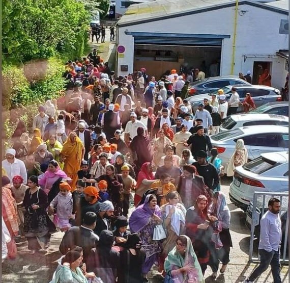 Полиция Германии провела штурм сикхского храма после конфликта с 11 пострадавшими