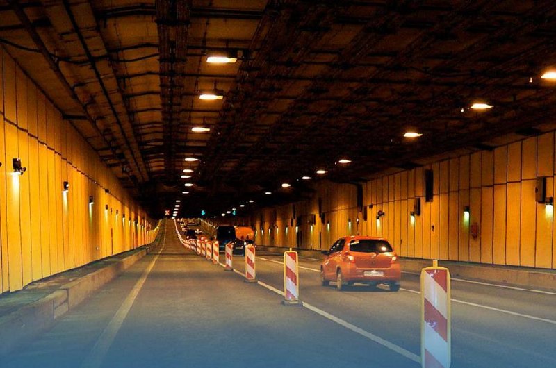 Ограничение движения в тоннеле дамбы Невской стороны