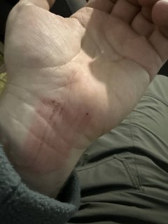 Руки русского солдата