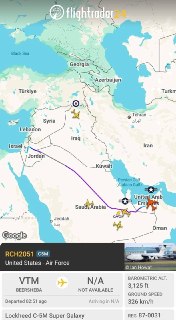 США перебрасывают в ОАЭ тяжёлую авиацию и самолёты РЭБ на фоне эскалации на Ближнем Востоке