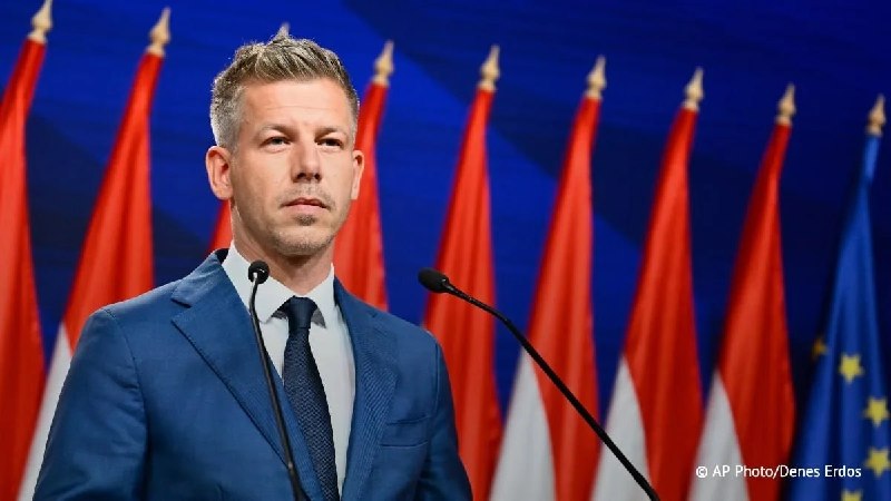 Мадьяр призвал Зеленского возобновить поставки нефти в Венгрию