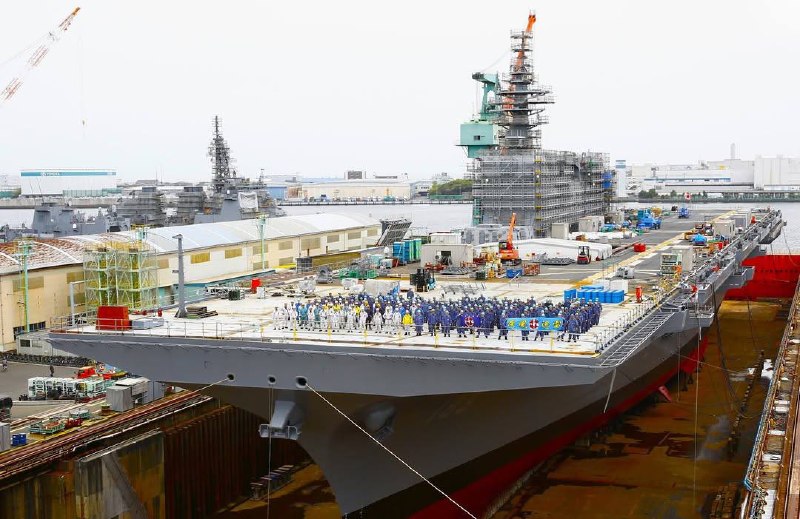 В Японии завершили модернизацию палубы эсминца для истребителей F-35B