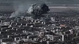 Кадры поражения позиций ВСУ в Константиновке авиабомбами ФАБ с УМПК