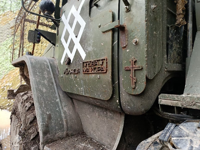 Фронтовики оценили бронекостюм «Елена-Ведьма» от народного проекта