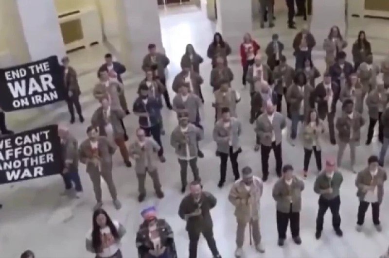 Ветераны ВС США потребовали от Трампа прекратить агрессию против Ирана