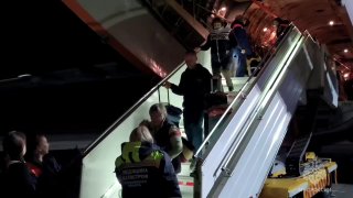 Спецборт с 109 россиянами вылетел из Бейрута в Москву