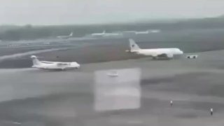 Самолеты столкнулись в аэропорту Мьянмы